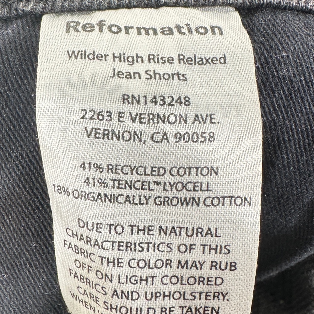Reformation Wilder High Rise Relaxed Jean Shorts Vana Black Size 26 - Picture 7 of 8